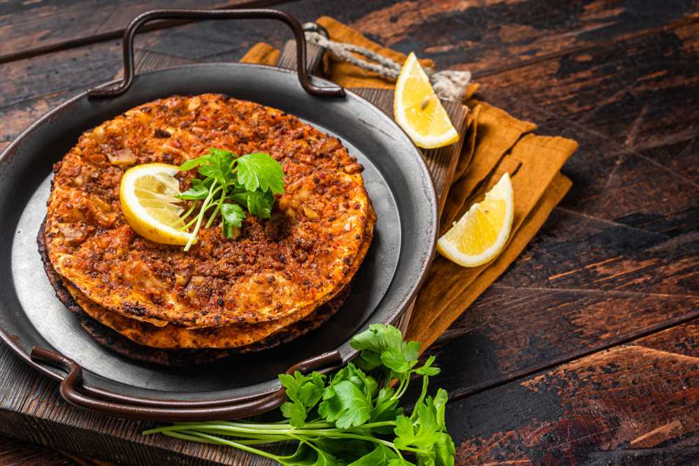 lahmacun yapımı